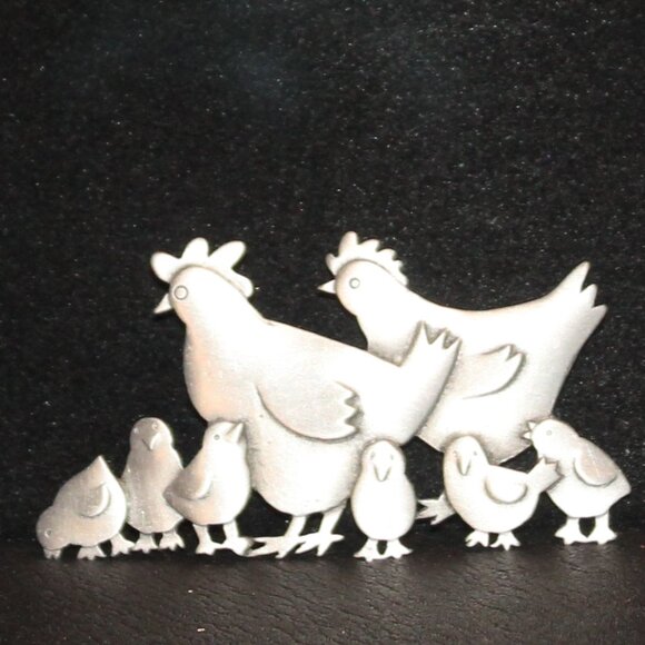 Vintage JJ Jonette Jewelry Pewter Hen & Chicks Brooch Pin Chicken Farm - Picture 2 of 4